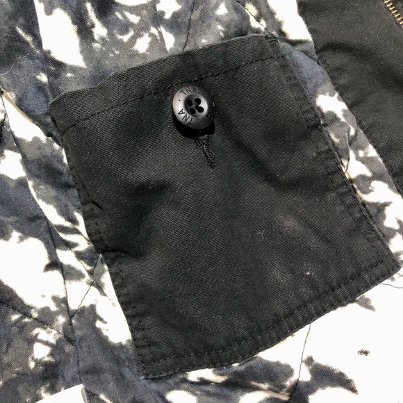 Aritzia Fan Jacket - Picture 7 of 11